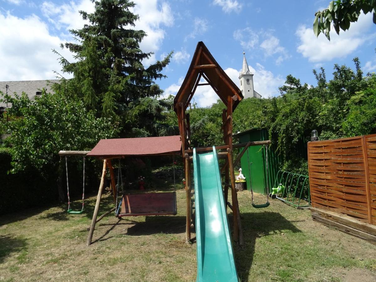 Guesthouse Ilona Velky Kamenec Exterior photo